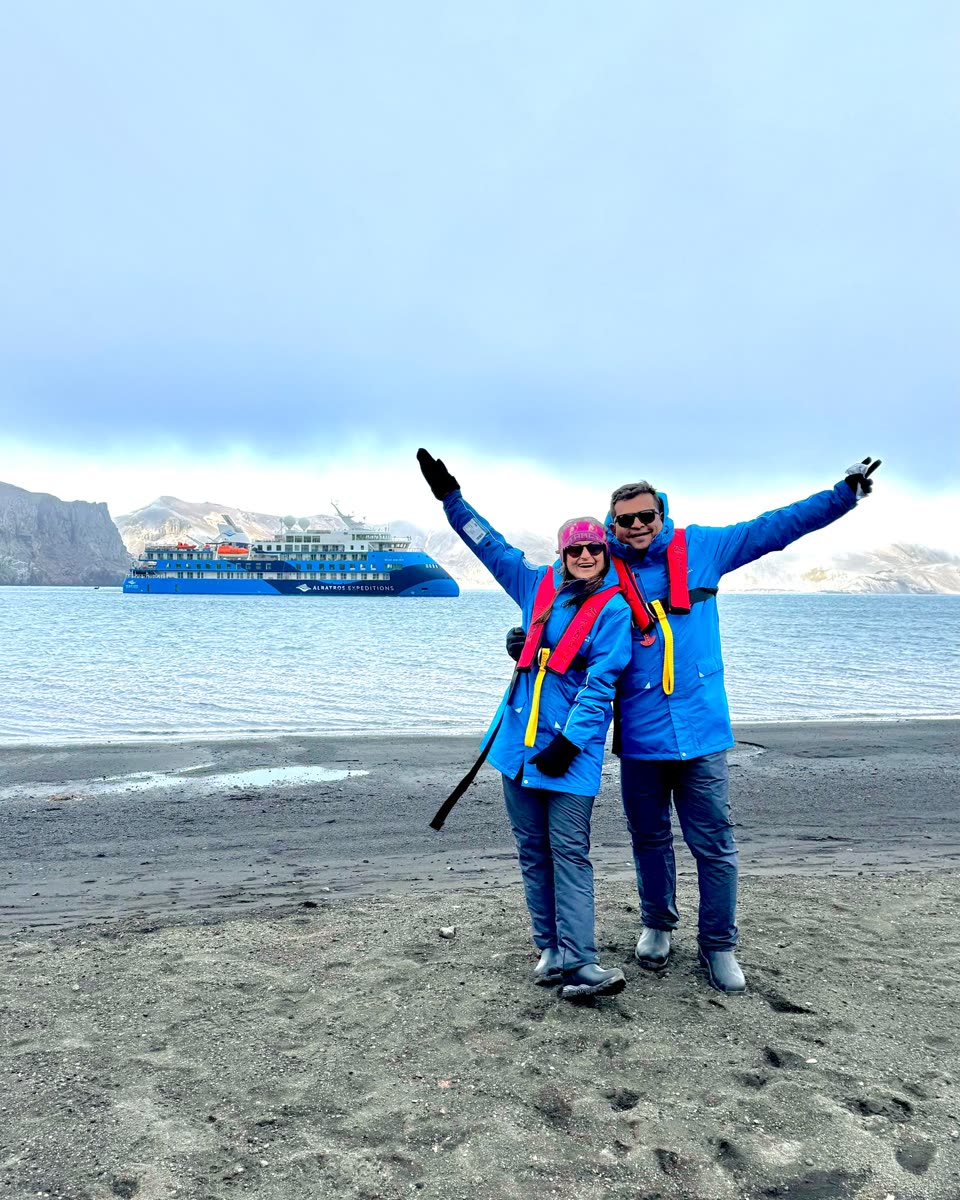 Rinnku & Ritesh in Antarctica
