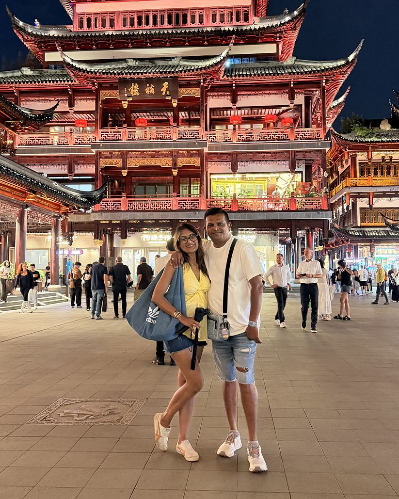 Rinnku & Ritesh in Shanghai at night