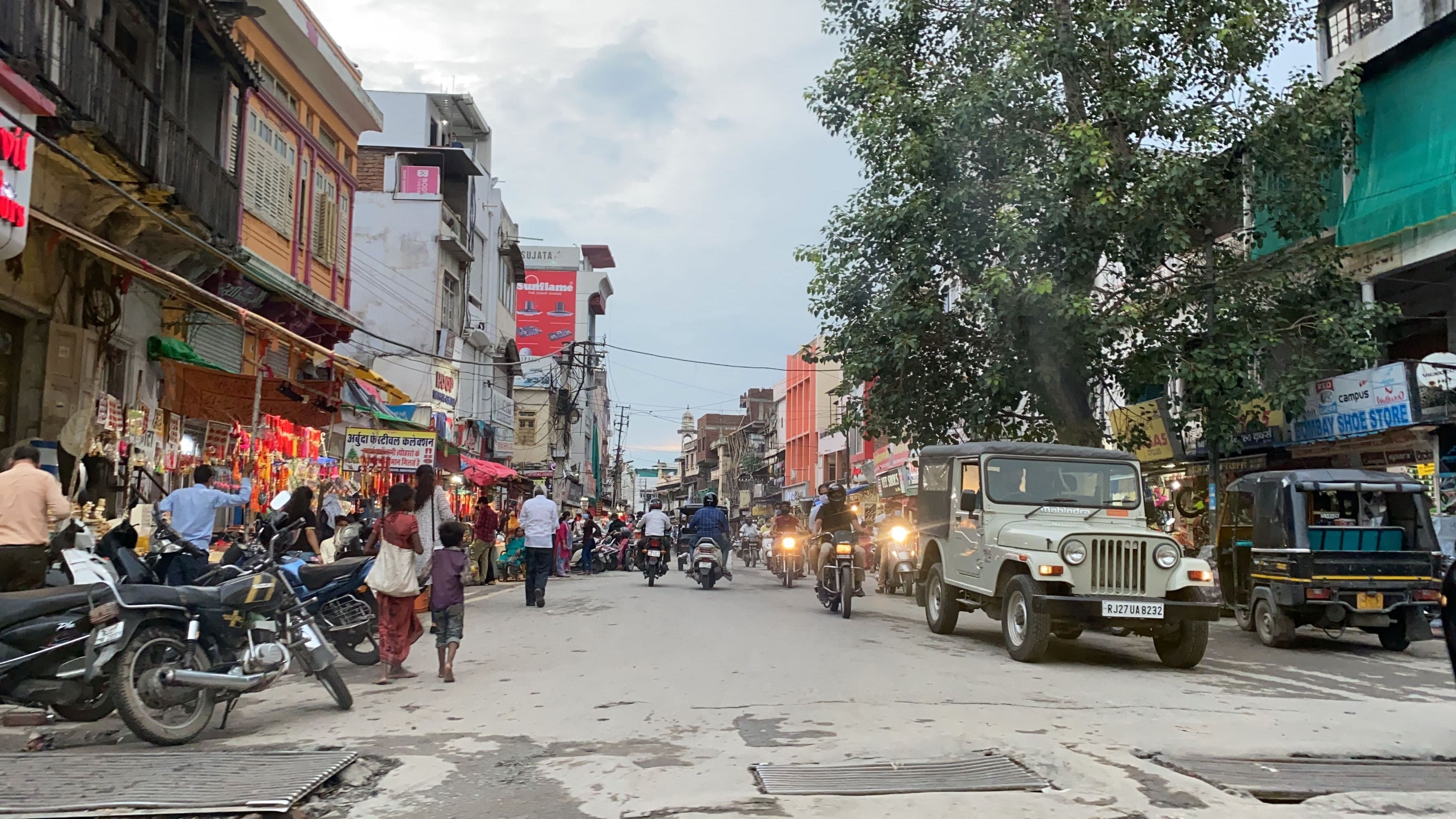 Babu Bazaar Of Udaipur