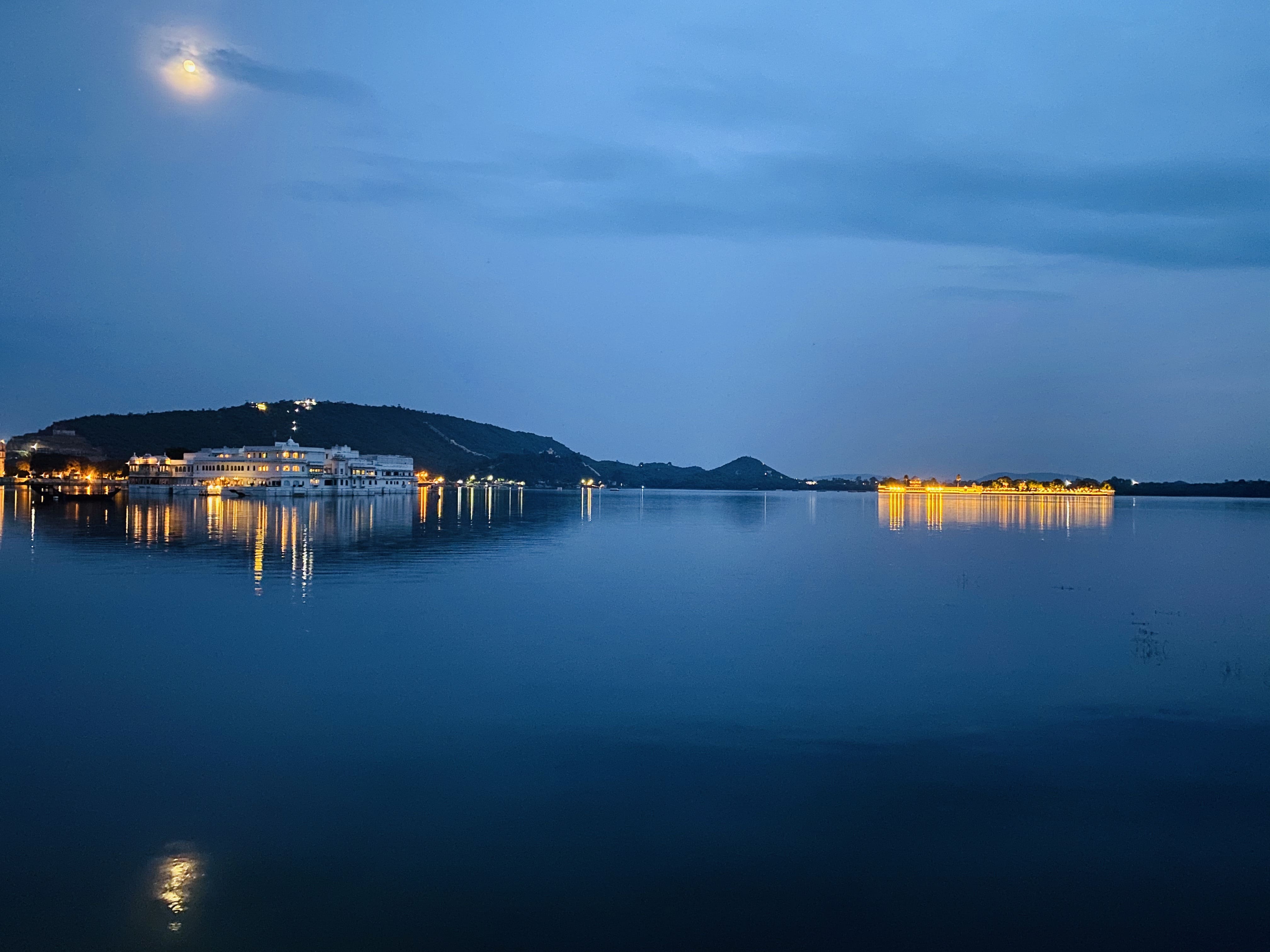 Our evening walk was spectacular at the leela palace udaipur