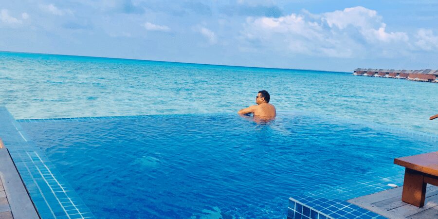 THE Ultimate Maldives Guide – A Handbook of Leisure & Adventure!